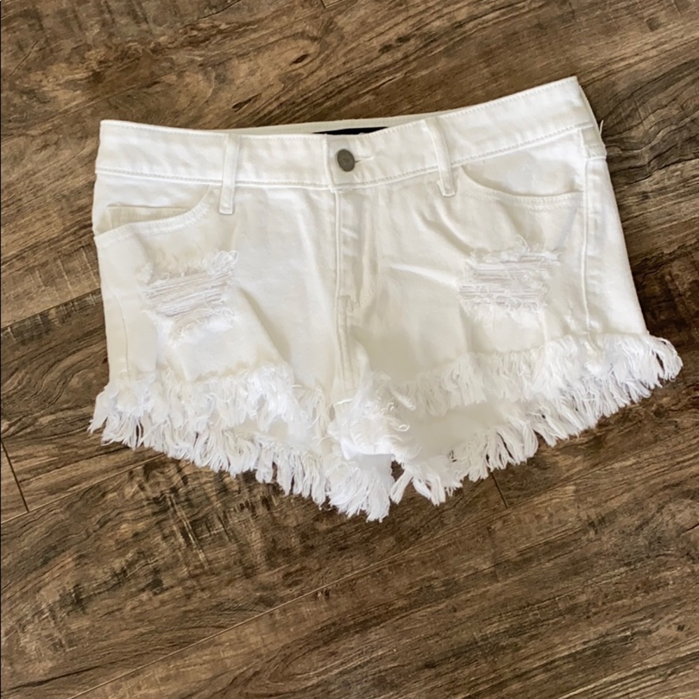 Hollister Low Rise Shorts - White